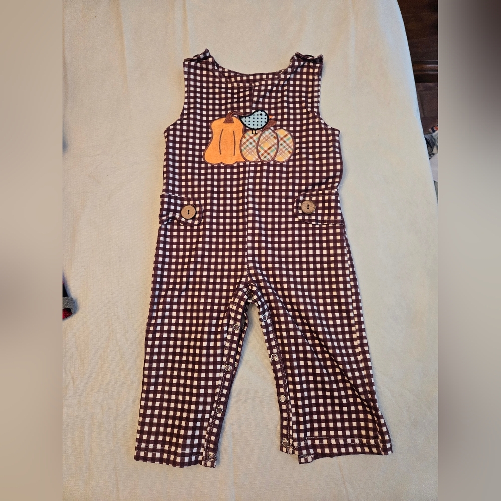 Overall brown and white size 6-12 months